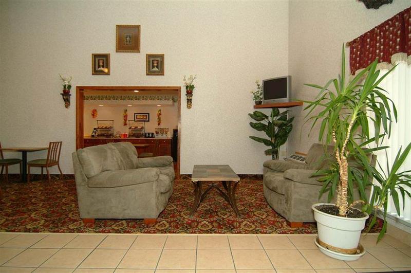 Quality Inn Burlington Near Hwy 34 Екстер'єр фото