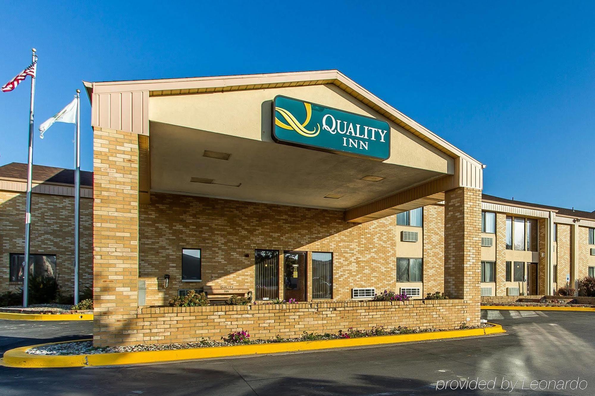 Quality Inn Burlington Near Hwy 34 Екстер'єр фото