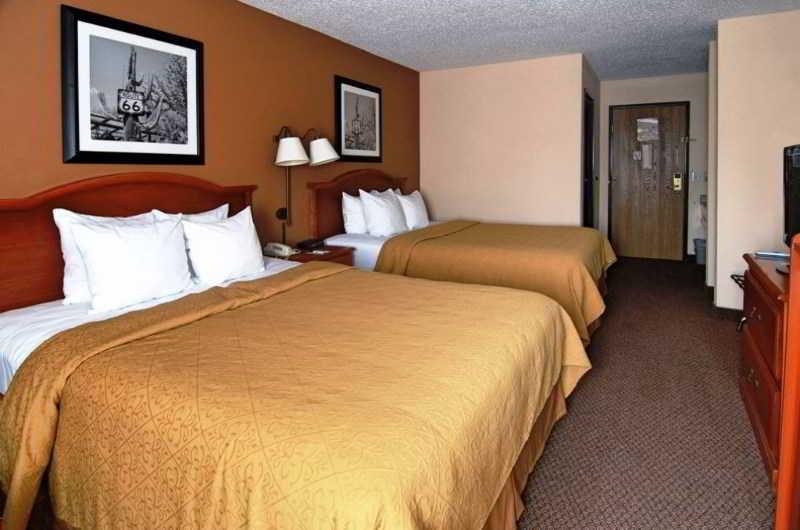 Quality Inn Burlington Near Hwy 34 Екстер'єр фото