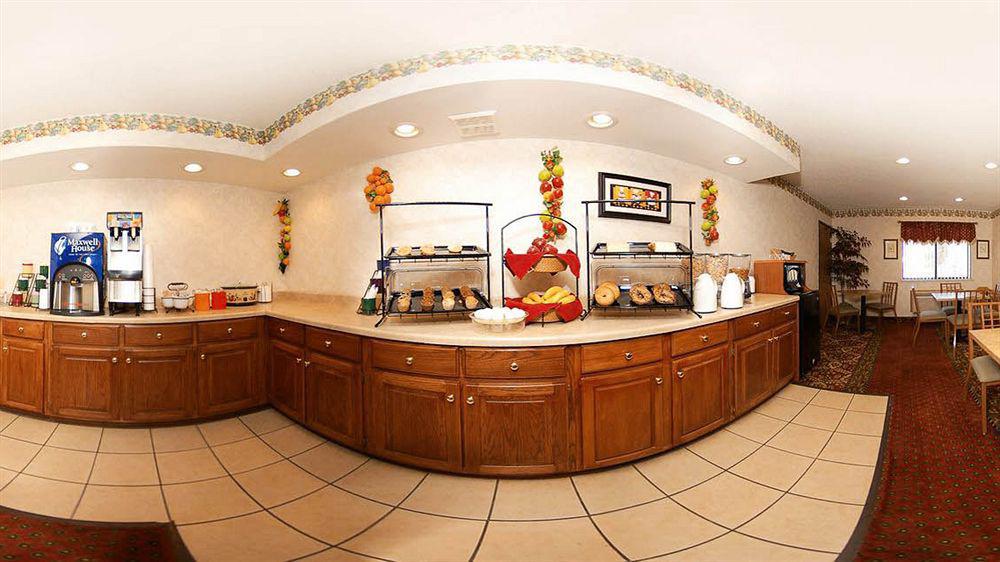 Quality Inn Burlington Near Hwy 34 Екстер'єр фото